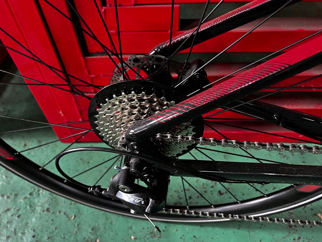 Specialized クロスバイク ブラック 未使用　ヘルメットセット　愛知発