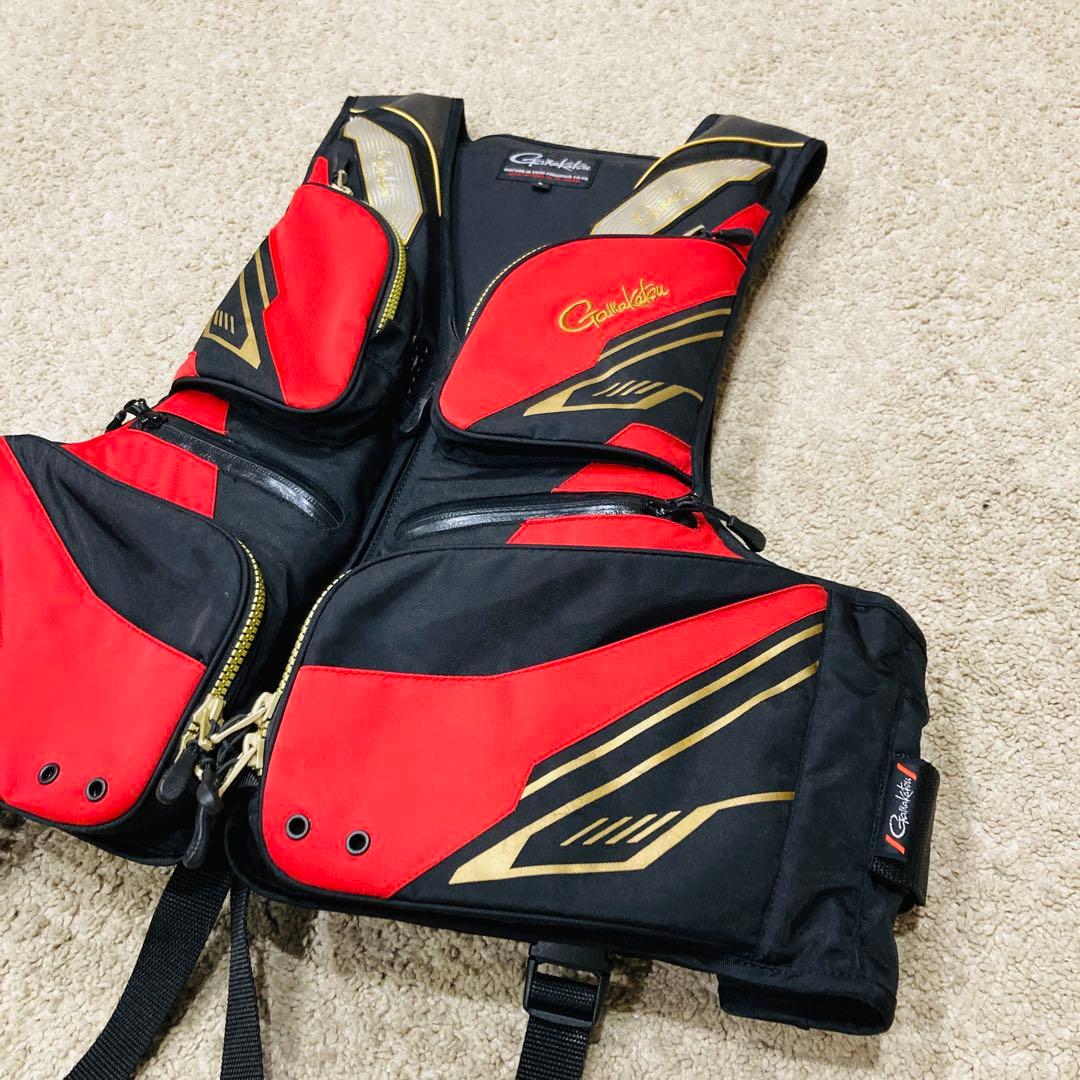 がまかつ　フローティングベスト　GM-2180 黒×赤×金　Lサイズ