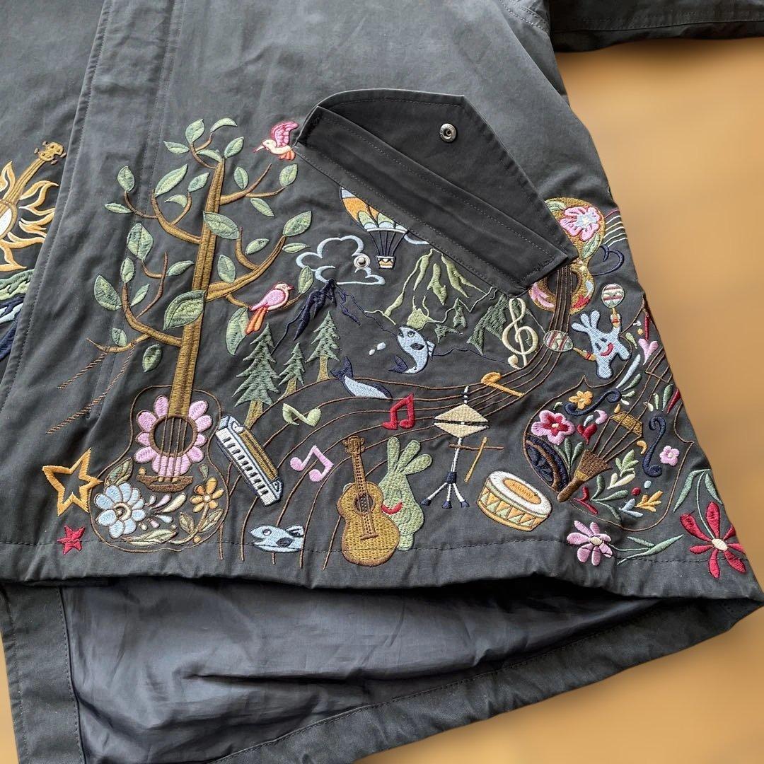 go slow caravan 刺繍入りフード付きモッズコート