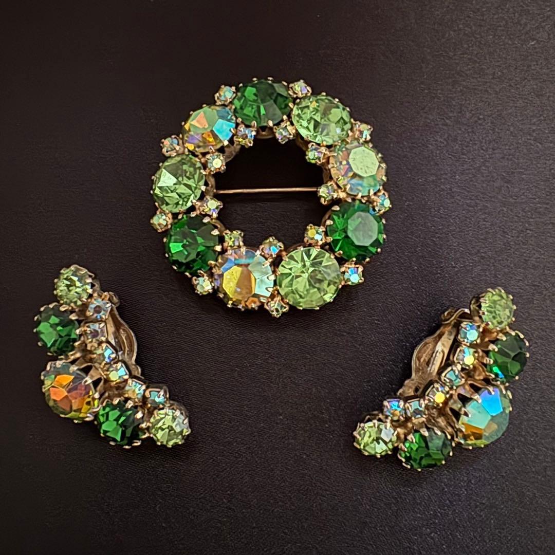 ミ*)様 WEISS ブローチとイヤリング　セット　ビンテージ　緑クリスタル