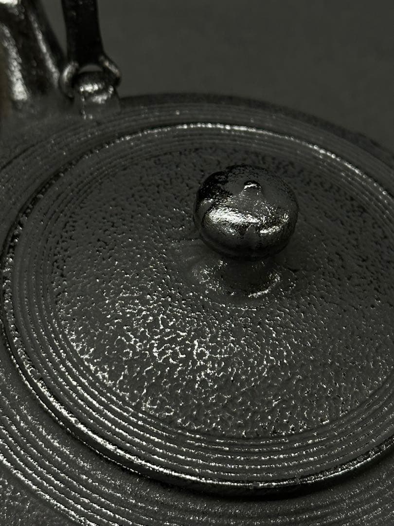 【美品】南部　南部鉄器　南部鉄瓶　鉄瓶　平丸菊　2.2L OH3-2