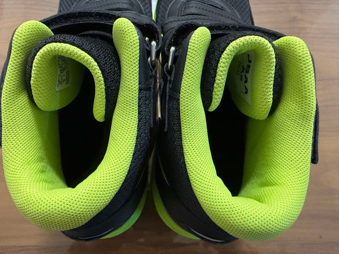 アシックス 安全靴 ウィンジョブ CP216 ブラック/ネオンライム 26.5