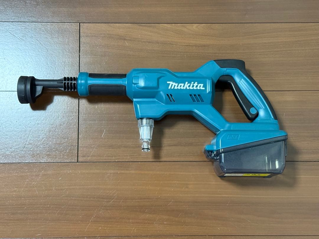 【美品】マキタ 充電式洗浄機 MHW180D