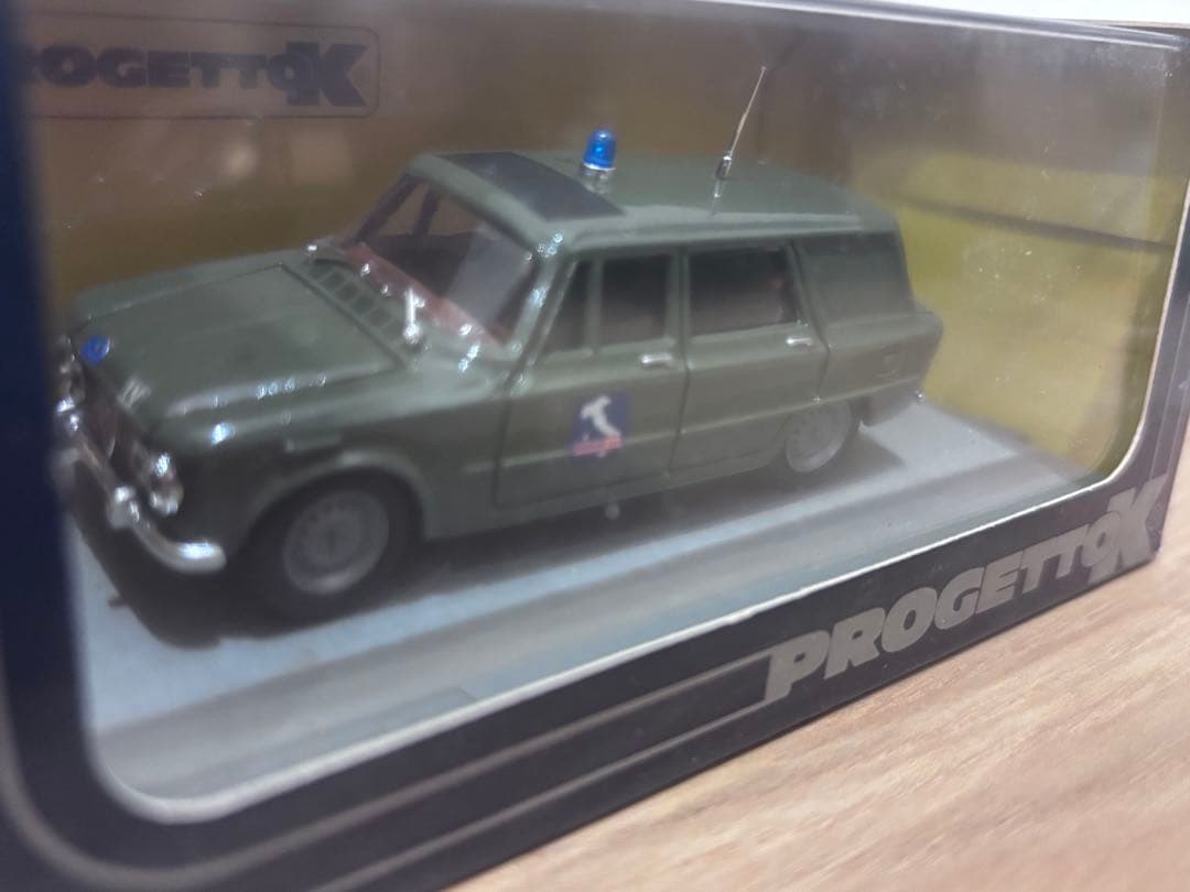 希少 1/43 Larini限定含む MINICHAMPSまとめ売り