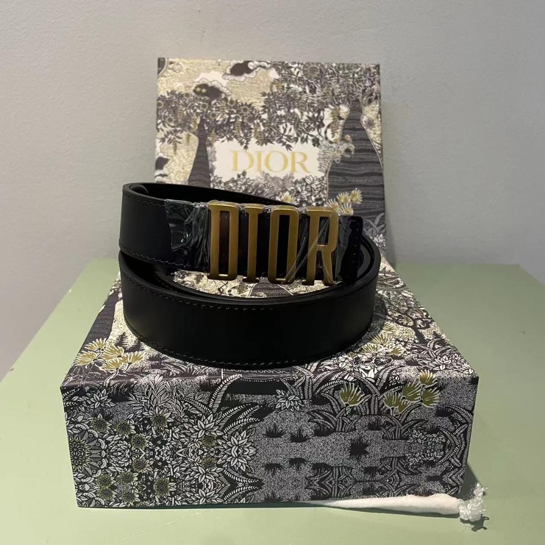 Dior ブラックレザーベルト ゴールドバックル