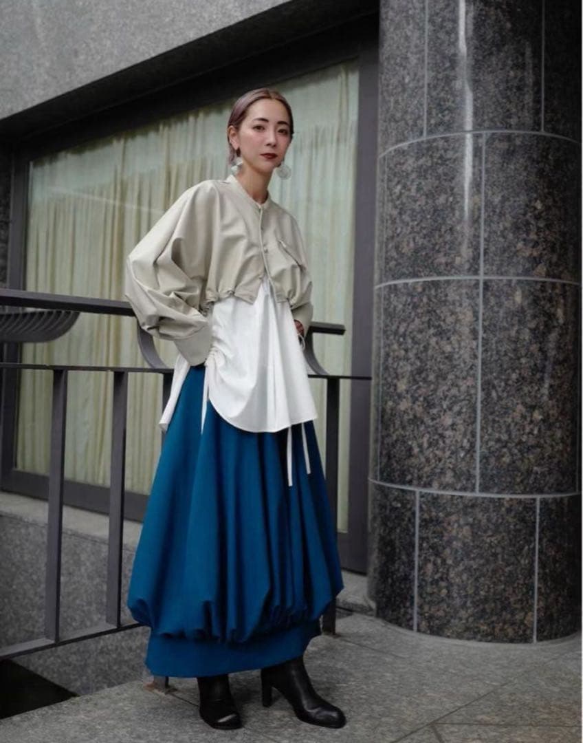 UN3D. ウェーブラインギャザーキャミソール