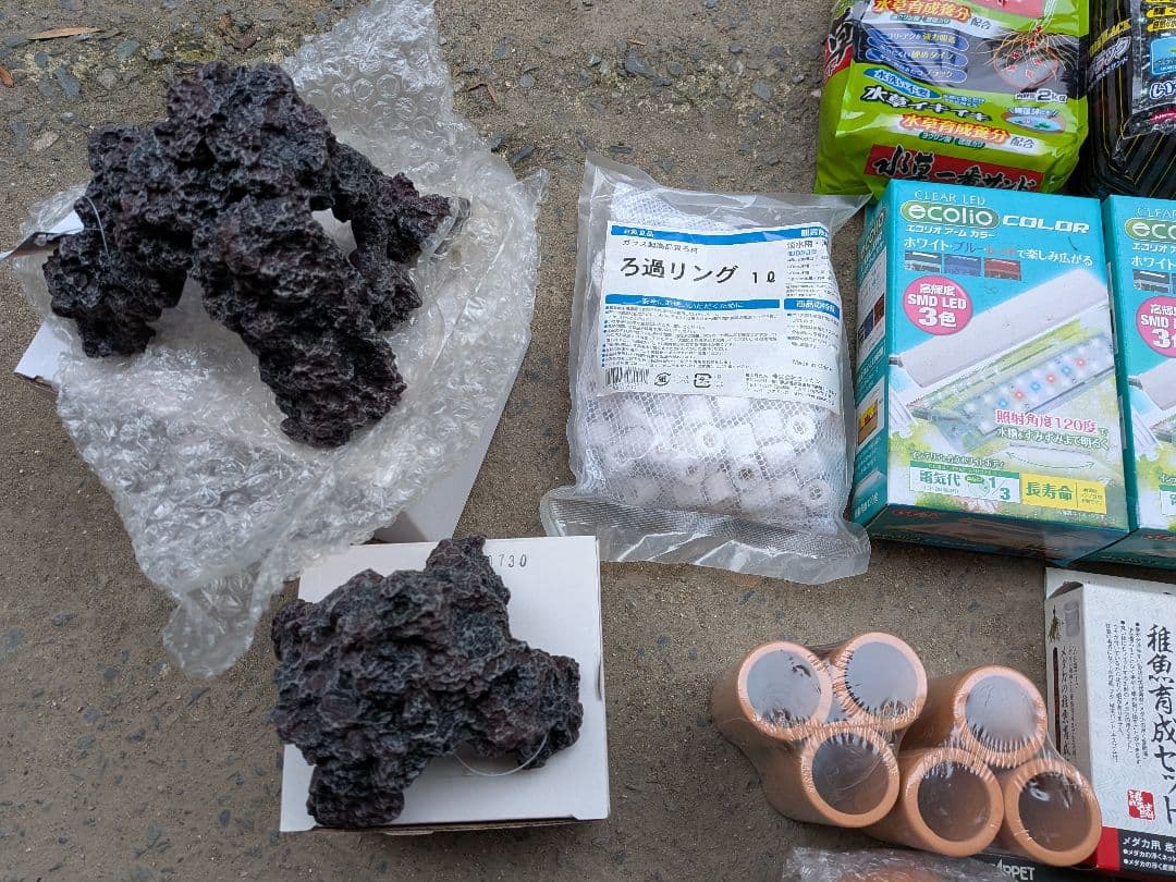 アクアリウム用品セット（フィルター・ソイル・石）新品