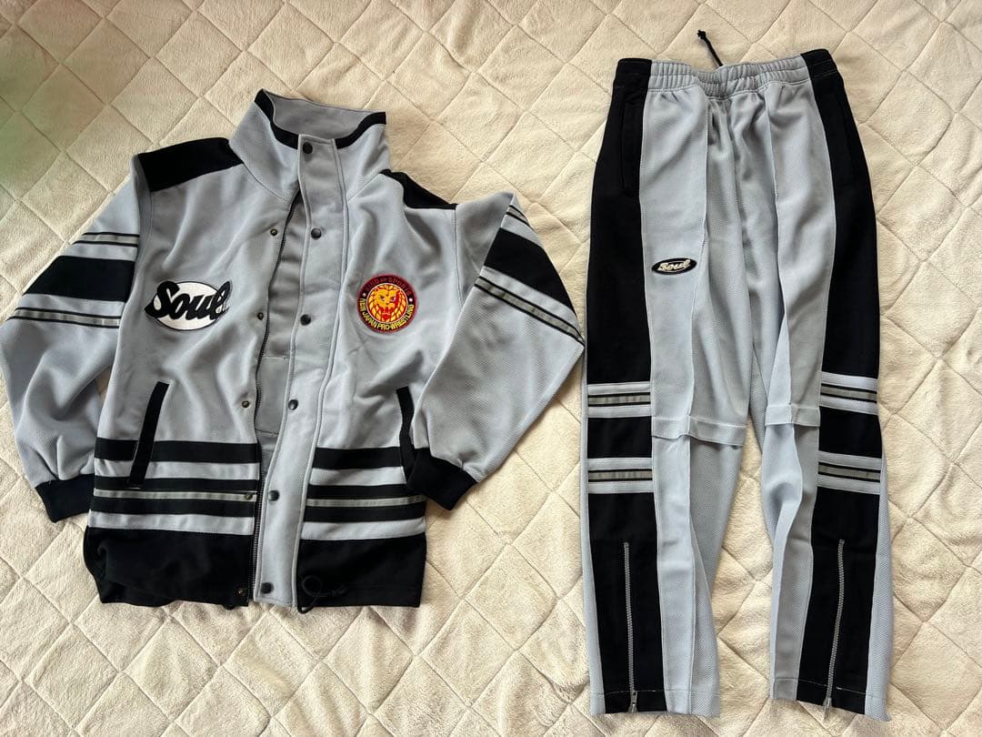 新日本プロレス　SOUL ジャージセット　サイズS