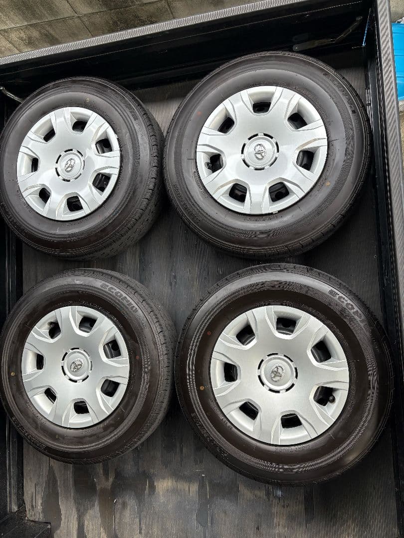 トヨタ ハイエース 新車外し 2025年 タイヤホイール 4本セット 15インチ