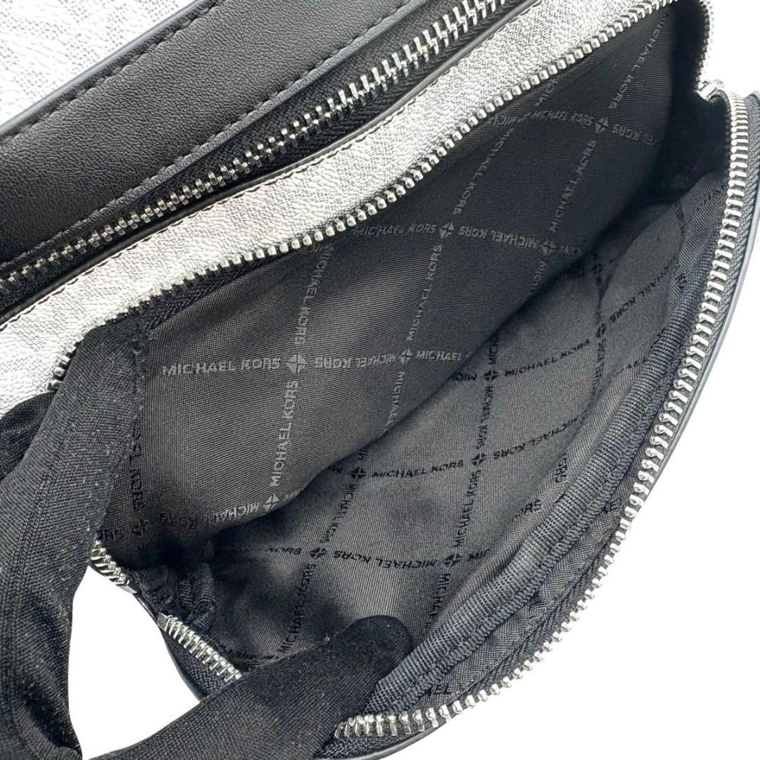 極美品 マイケルコース　クーパー ボディバッグ MK シグネチャー　ホワイト