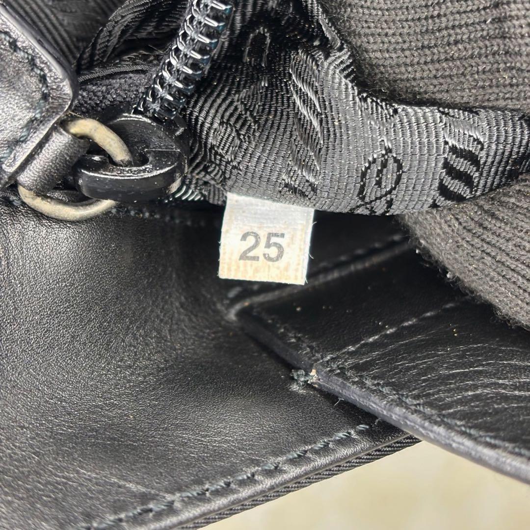 極美品　PRADA プラダ　ハンドバッグ　M09