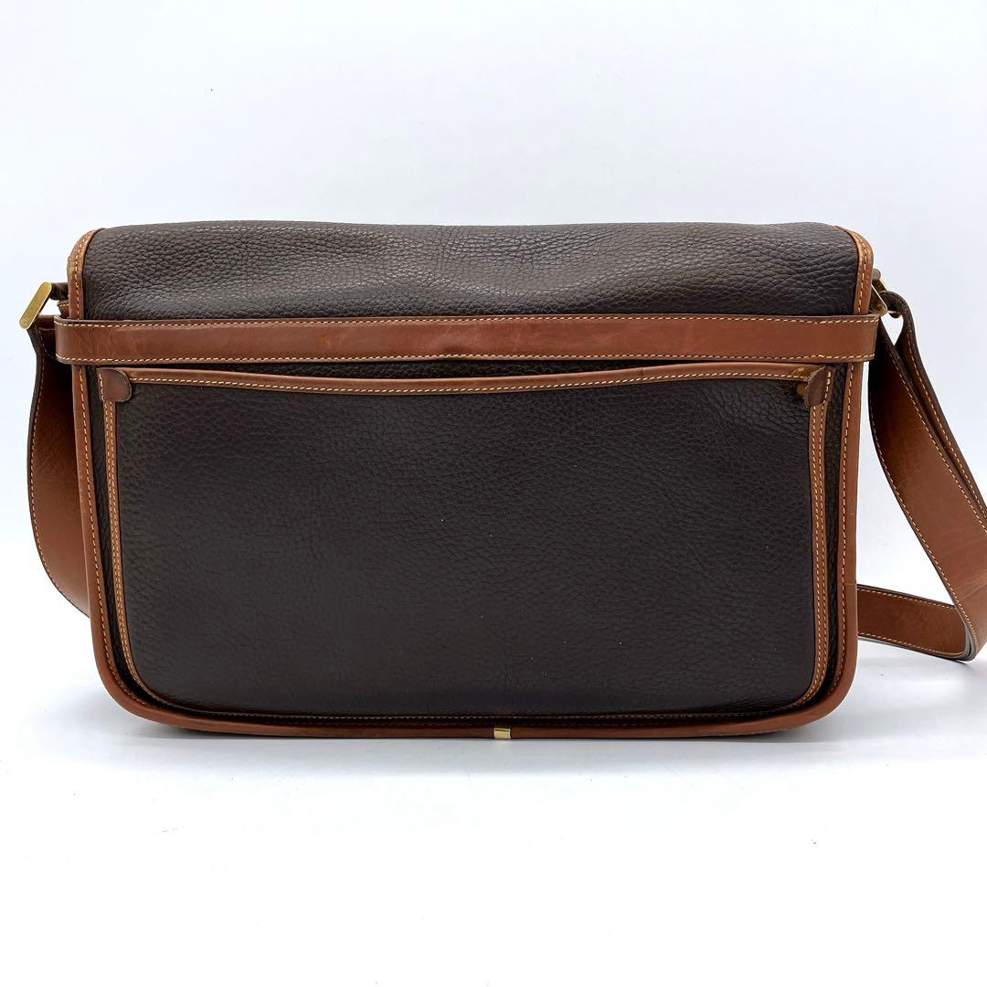 【GUCCI】メッセンジャーバッグ　ゴールド金具　レザー　ダークブラウン　A4