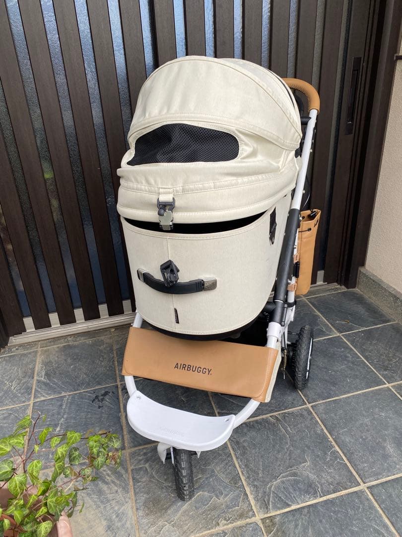 AIRBUGGY ドーム3　プレミアム　ラージ　アーバンホワイト