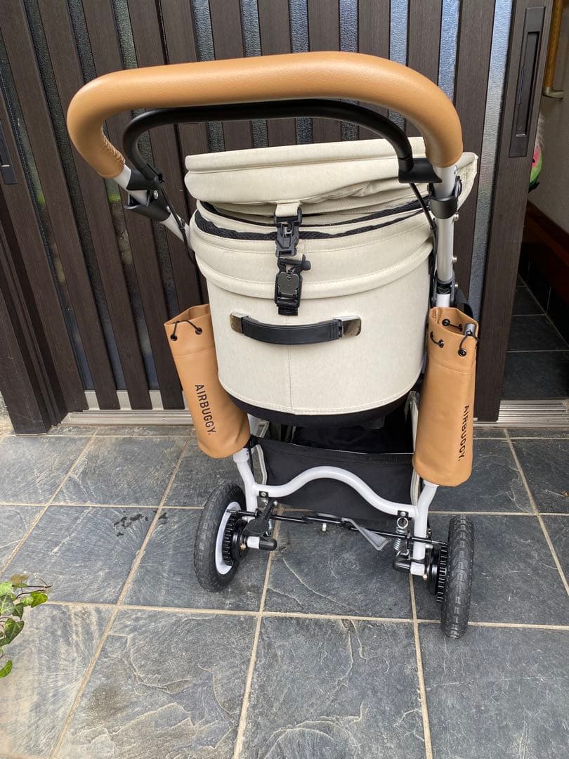 AIRBUGGY ドーム3　プレミアム　ラージ　アーバンホワイト