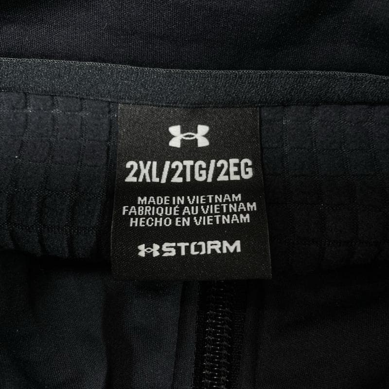 アンダーアーマー/新品/25AW/ウィンターニット 3レイヤー ジャケット