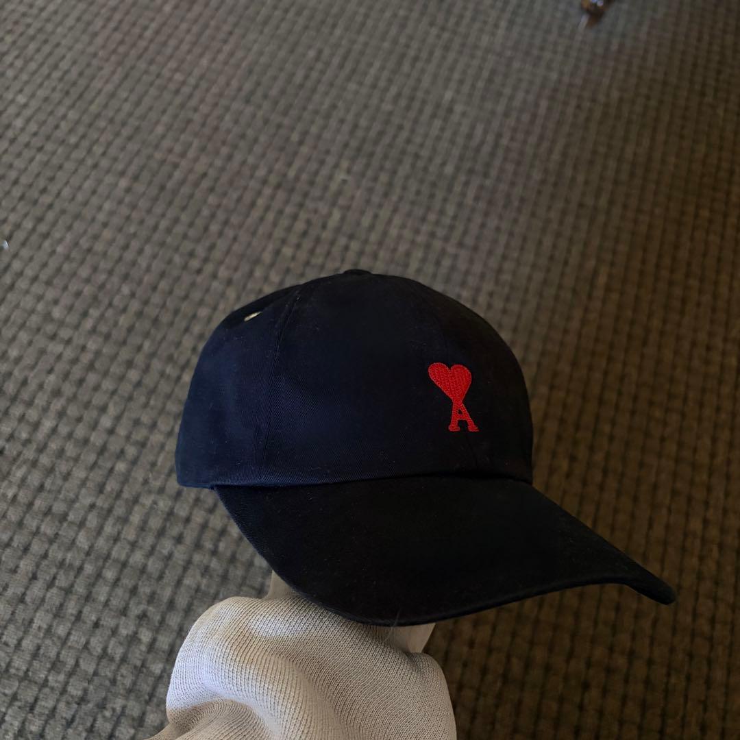 【正規品】Ami Paris ベースボールキャップ　ブラック