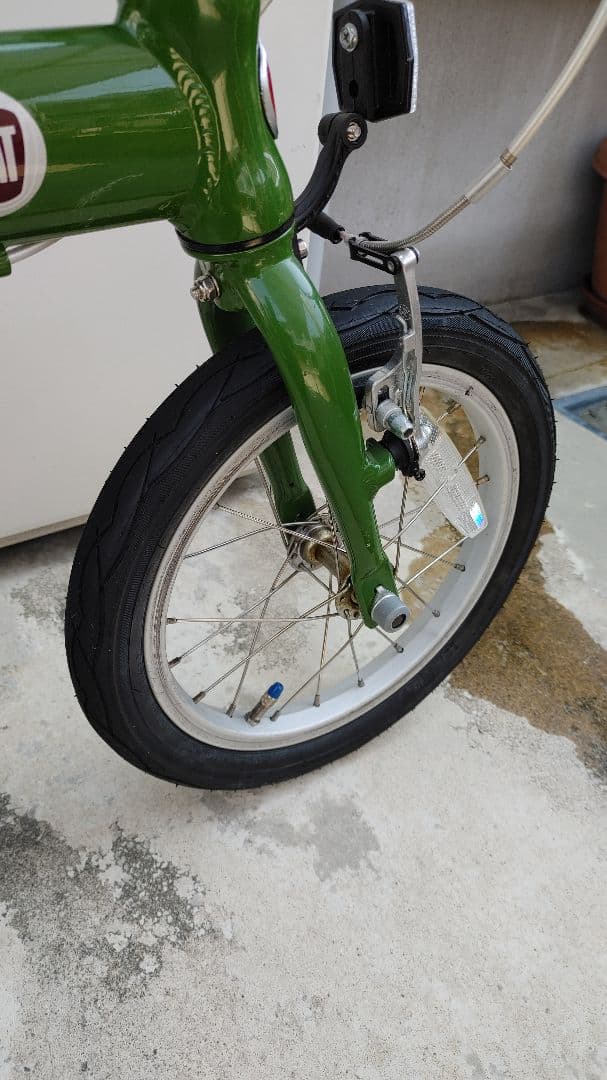 送料無料‼️車載可能❕FIAT 折りたたみ自転車 ミニベロ ダホン社製OEM