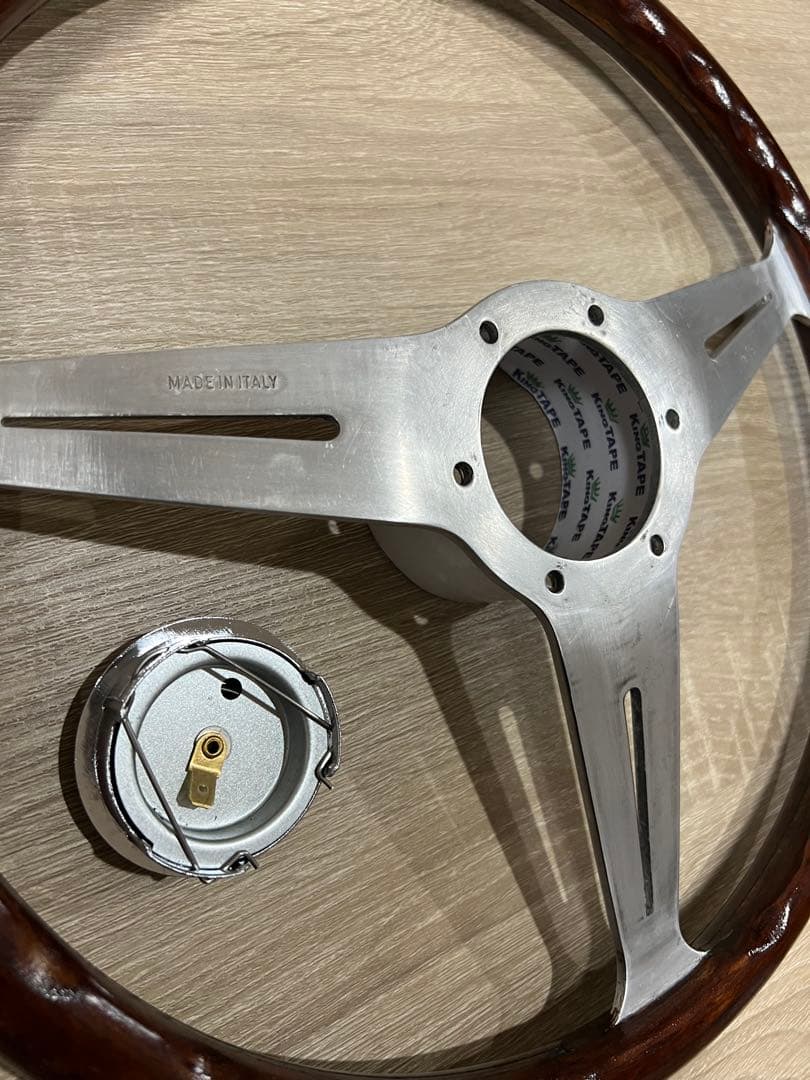 ナルディ(NARDI)クラシックウッドステアリング　36.5パイ　正規品