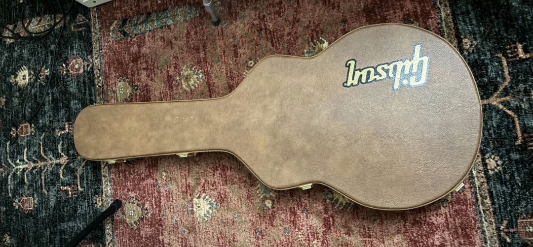 ヤドラン レフティ Gibson ES-335 (2019)