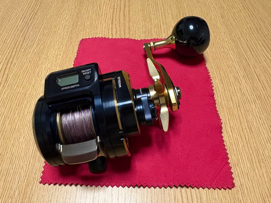Daiwa SALTIGA IC 300 右ハンドル仕様