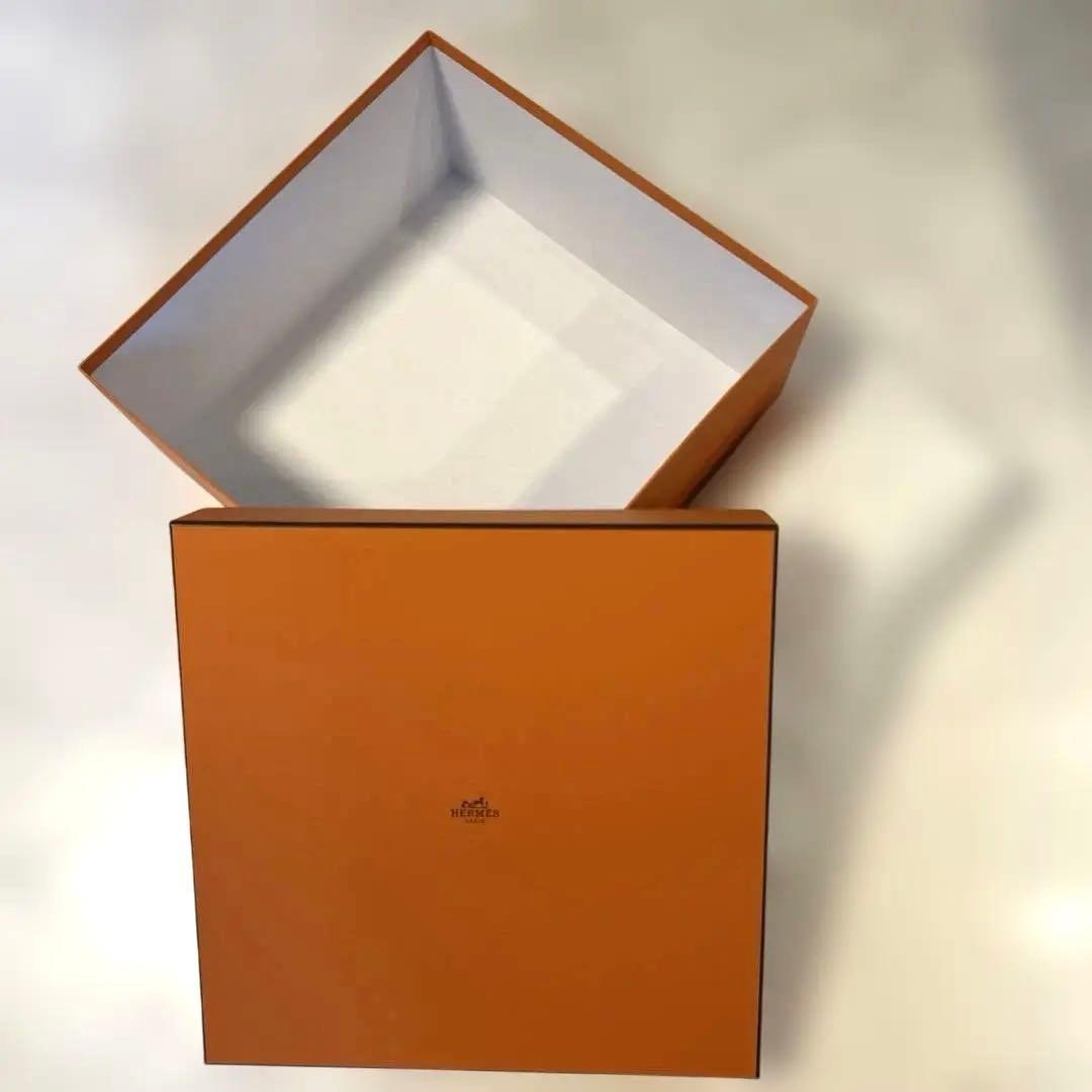 Hermes　空箱　43x43x20(cm)　エルメス