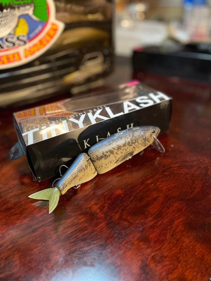 タイニークラッシュ TiNYKLASH LOW ドランカーバス