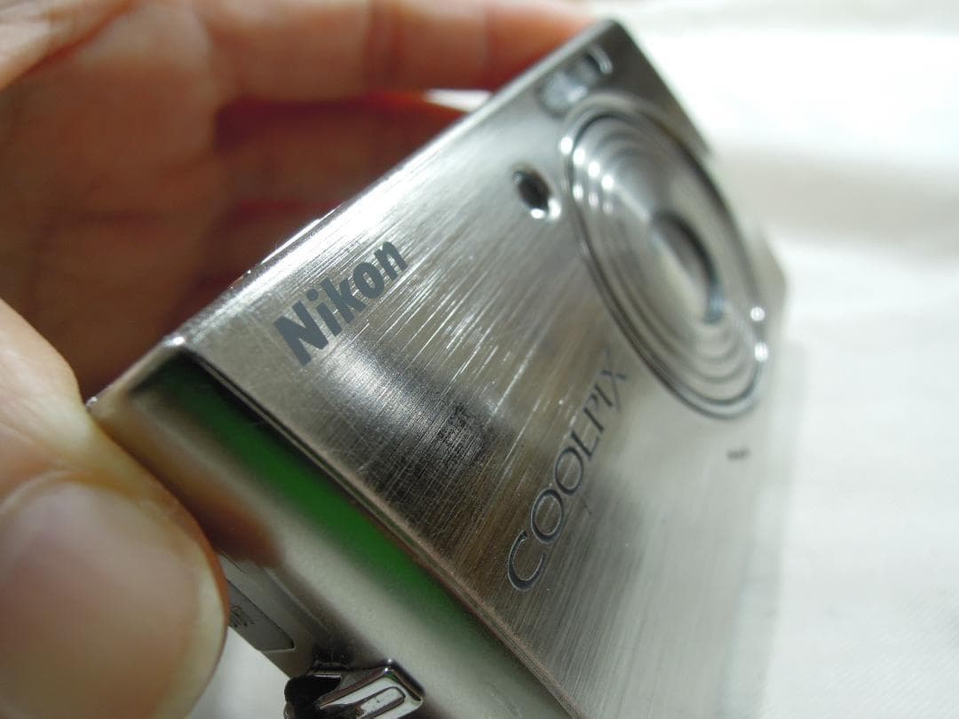 Nikon デジタルカメラ COOLPIX (クールピクス) S510シルバー