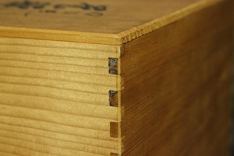 九谷 青粒 金彩色絵 人物紋 壷 共箱 φ23cm(LC653)