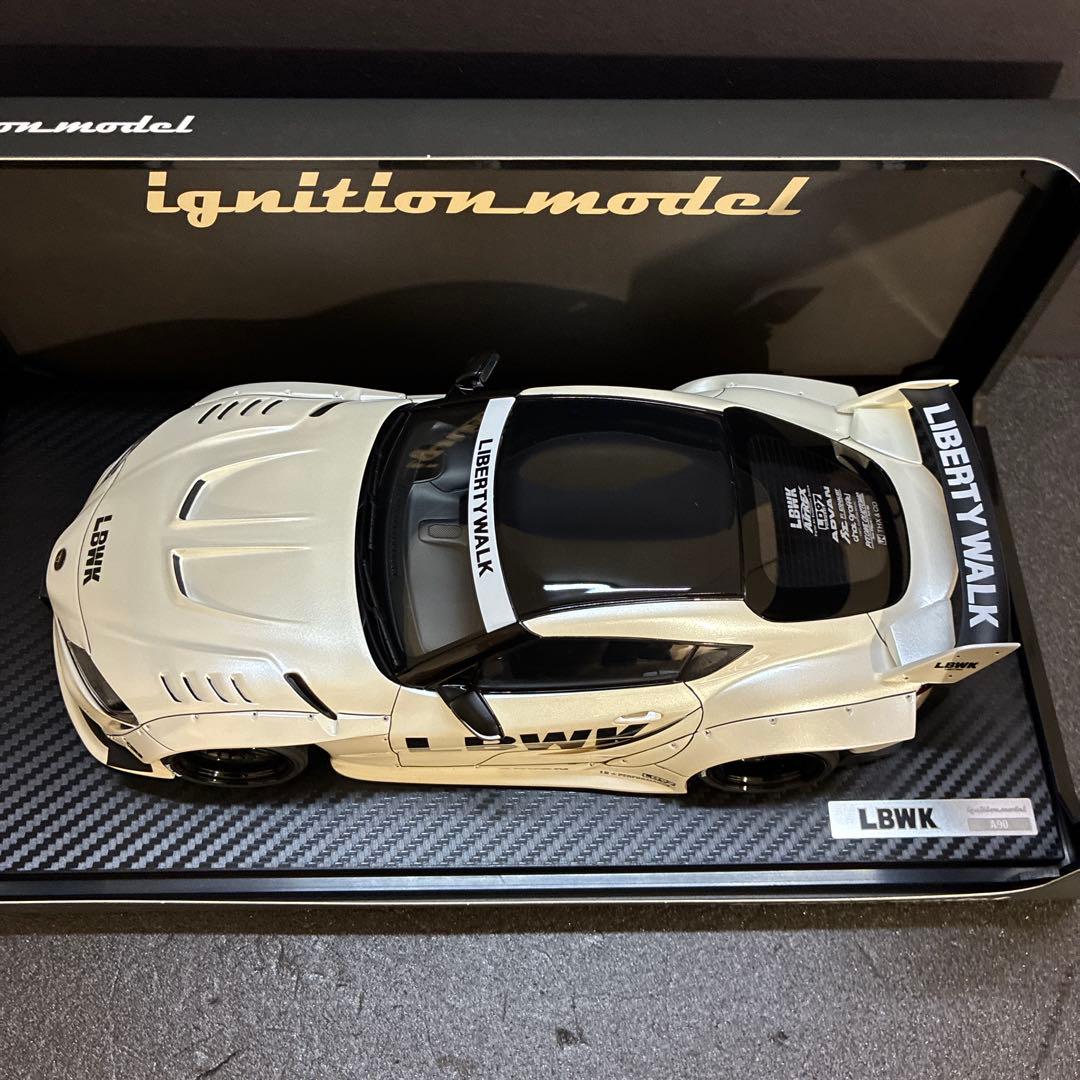 028 GRスープラ LBWK リバティウォーク仕様 1/18スケール ミニカー