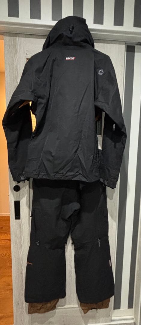 【SESSIONS】≪GORE-TEX≫ スノボウェア　セット上下　スキーウェア