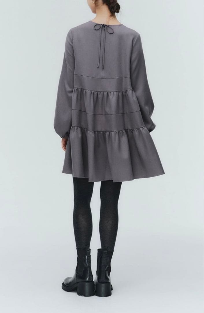 新品　yori ランダムティアードショートドレス　グレー