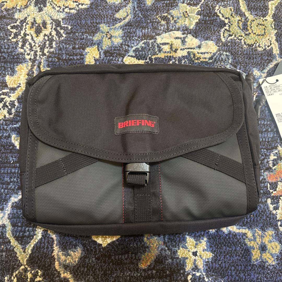 新品未使用BRIEFING ブラックポーチ MAP SHOULDER ゴルフ登山