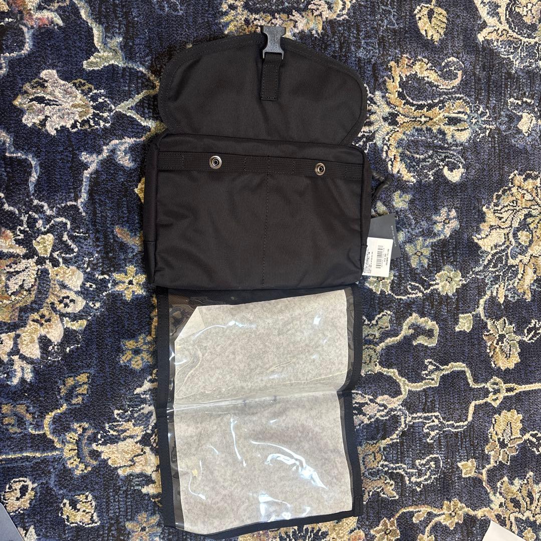 新品未使用BRIEFING ブラックポーチ MAP SHOULDER ゴルフ登山