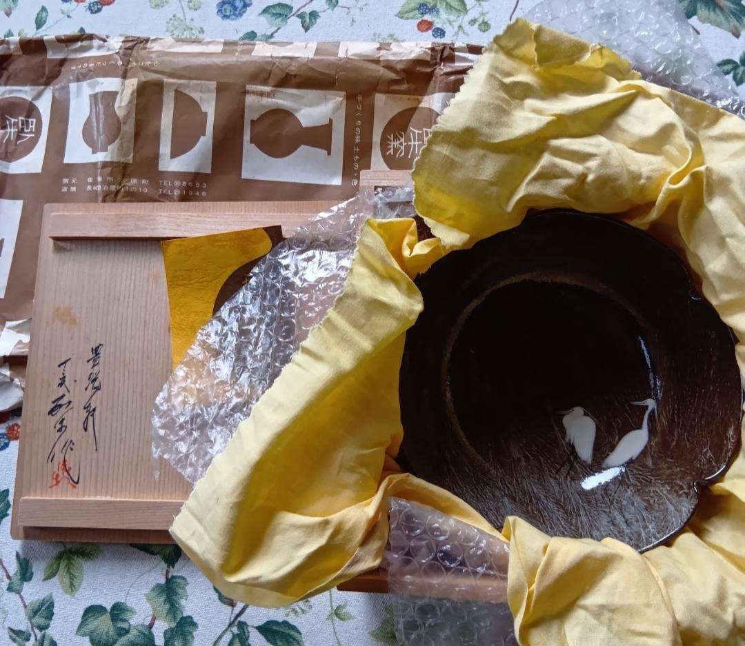 臥牛窯　十三代横石臥牛作　唄川菓子鉢　刷毛白鷺図　現川焼　木箱付き