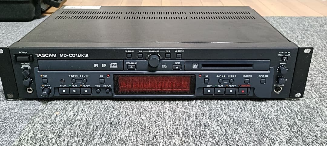 業務用CD&MDデッキ TASCAM MD-CD1MKⅢ