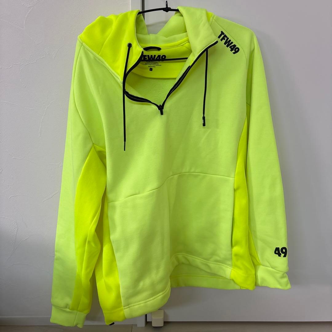30.TFW49⭐︎パーカー