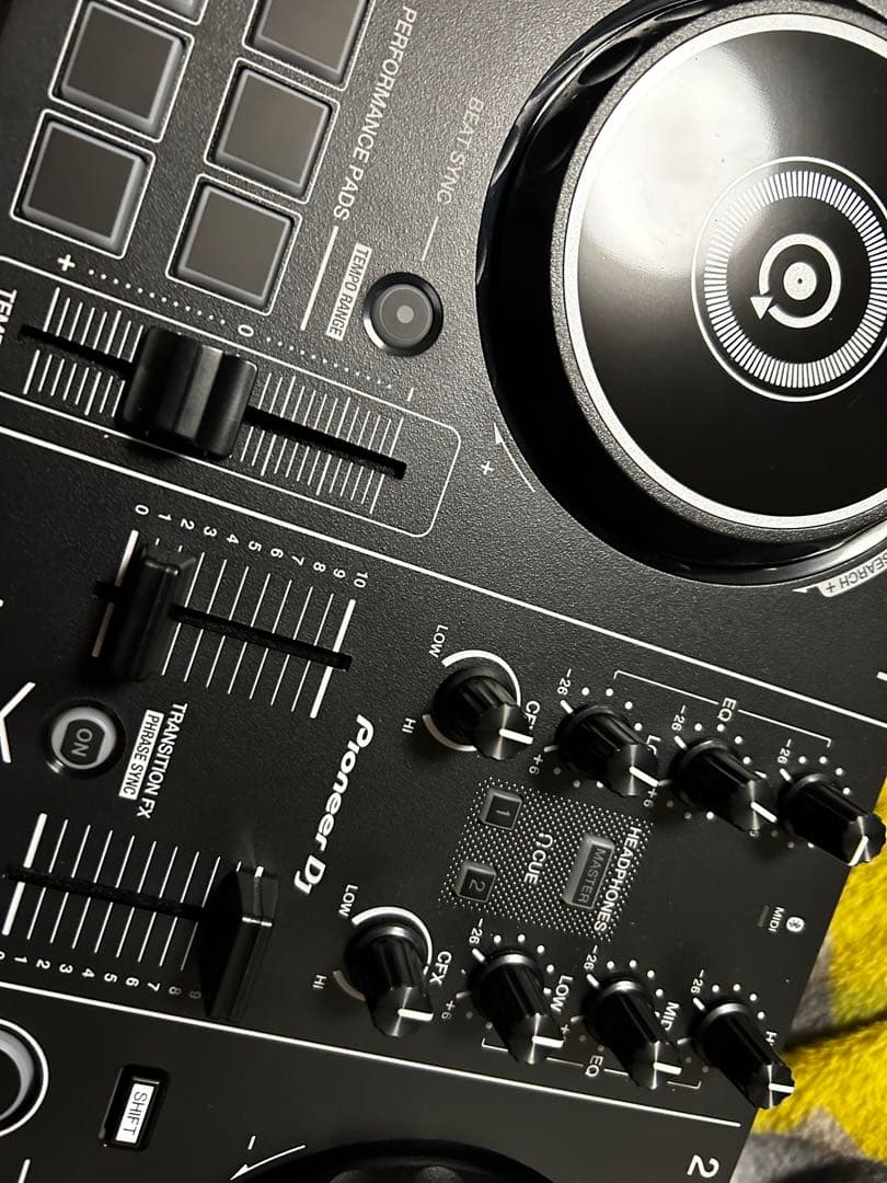 Pioneer DDJ-200 DJコントローラー