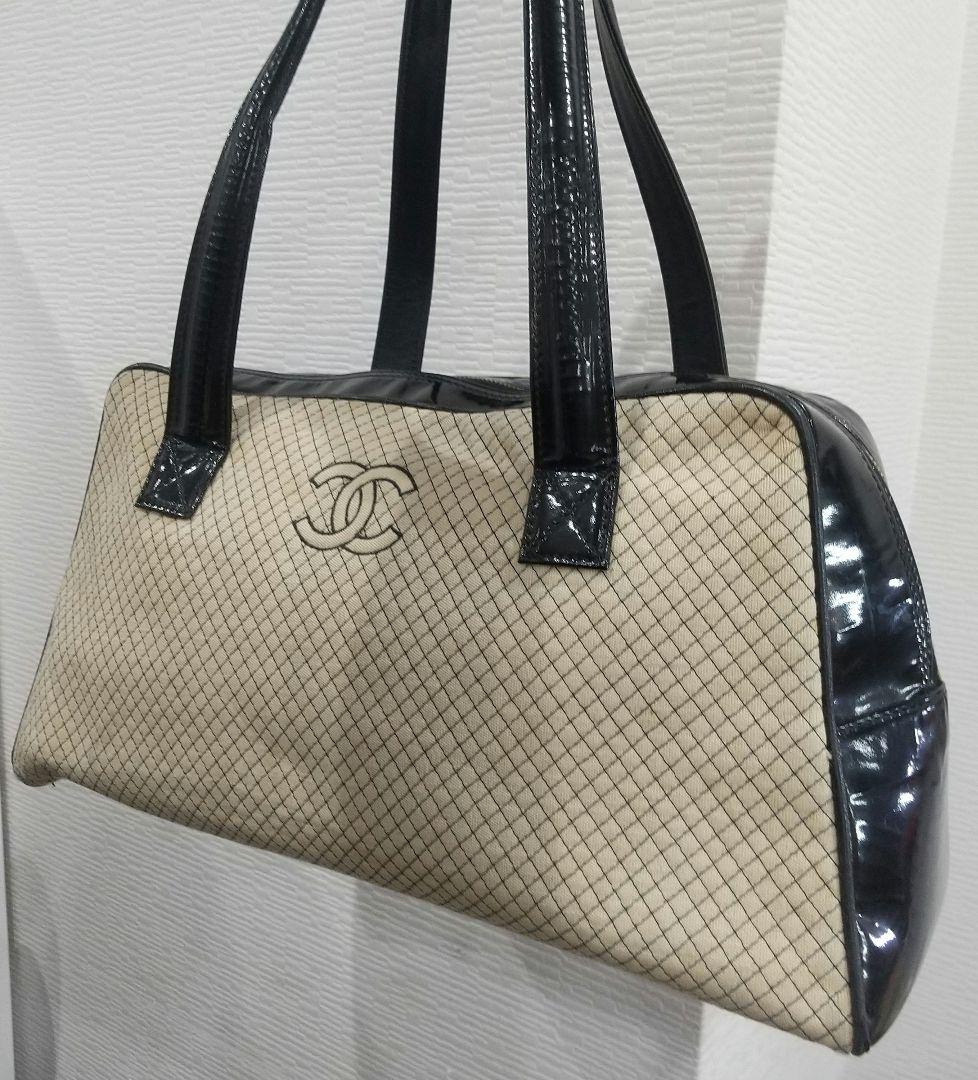 A*I様 シャネル ボーリングバッグ パテント エナメル コットン