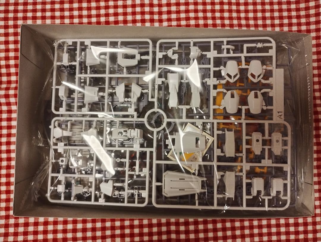 3点セット　ガンダム　ガンプラ　ズゴック　百式　エゥーゴ　MkⅡ