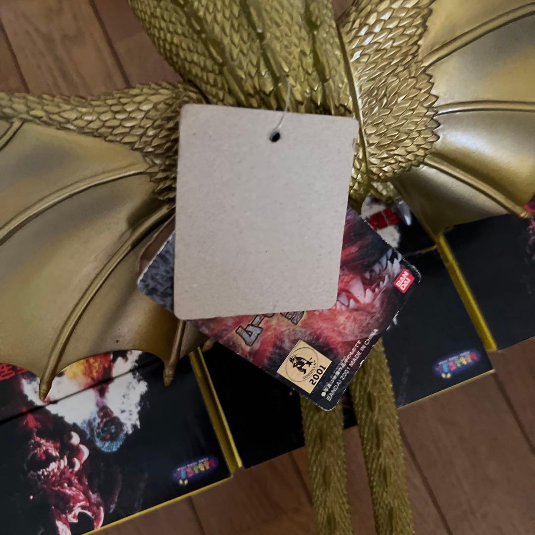 ゴジラ キングギドラ 2002フィギュア&陶器のマグカップ⭐︎4点セット