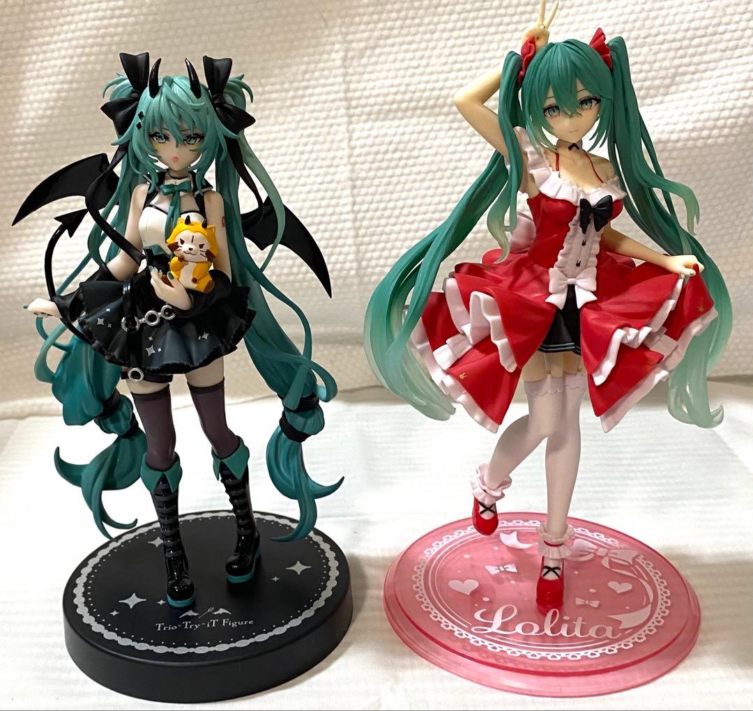 【中古品】　初音ミク　フィギュア　１２点　まとめ売り