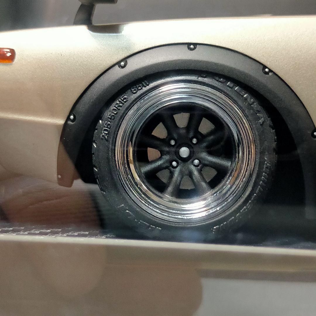 1/18 イグニッションモデル スカイライン GT-R シャンパンゴールド