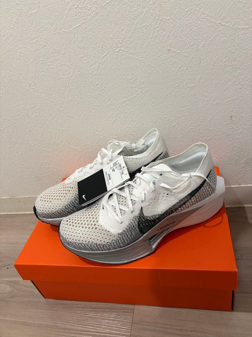 【新品未使用】Nike Vaporfly DV-4129-100 25.5cm