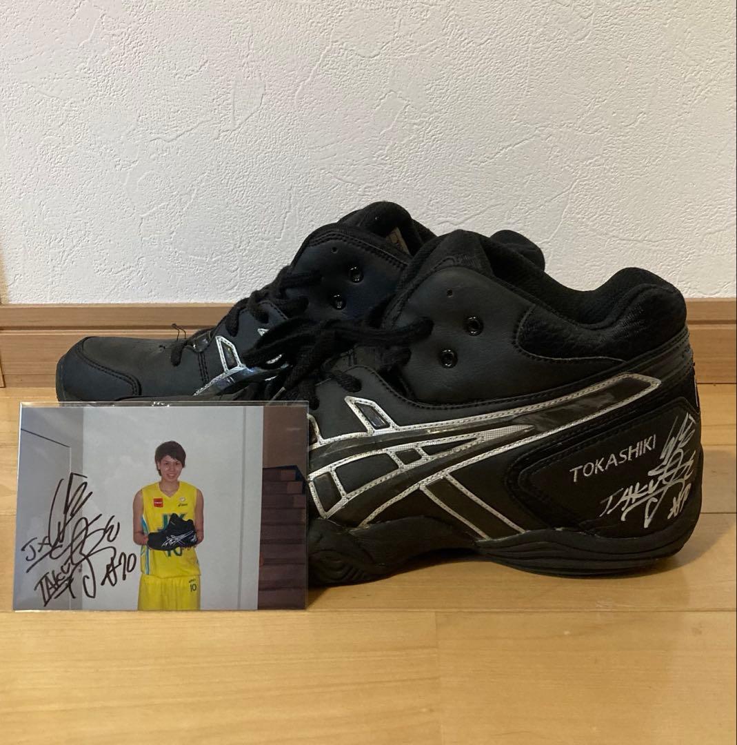 Wリーグ アイシン ウィングス（JX時代）渡嘉敷来夢サイン入りシューズ 写真付き