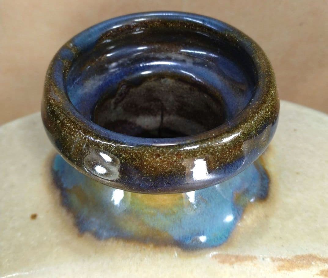 れれれ【本物保証】金城次郎 クヮンカミヤー紋抱瓶 共箱 栞 ｗ28㎝超