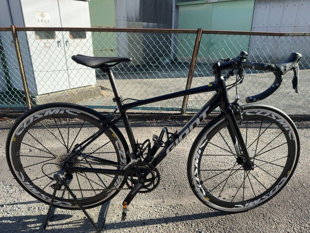 ブラック ロードバイクGIANTCONTEND2 コスミックホイール