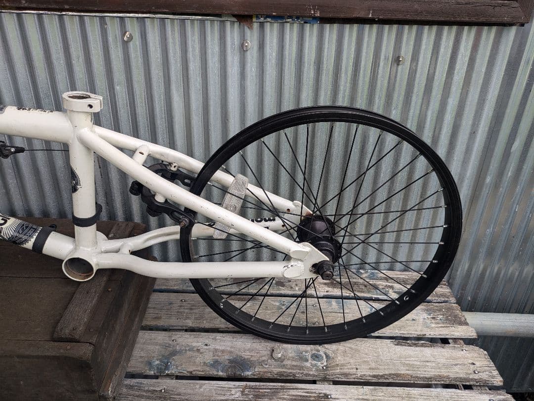 Mon LEGION L60 bmx 20インチ　フレーム