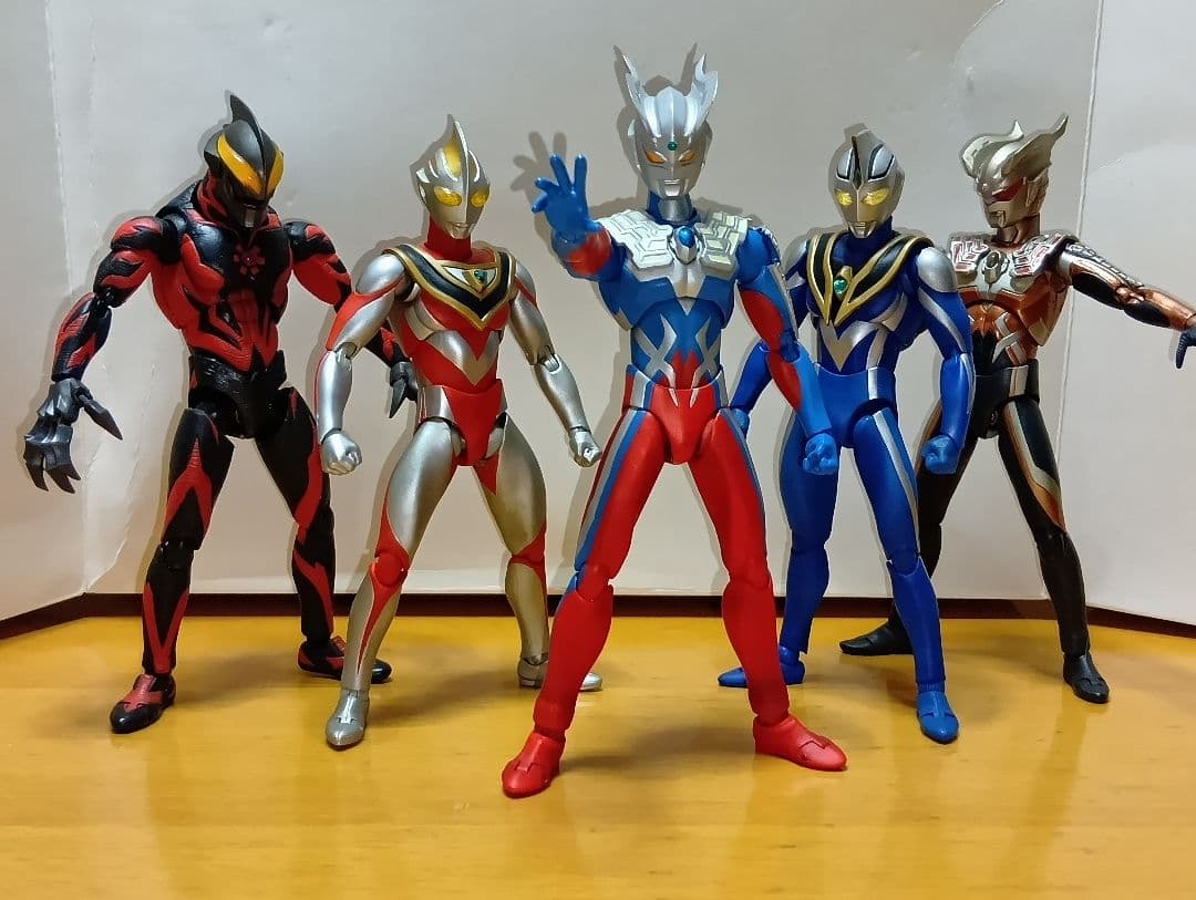 ウルトラアクト7点セット＋オマケ1体
