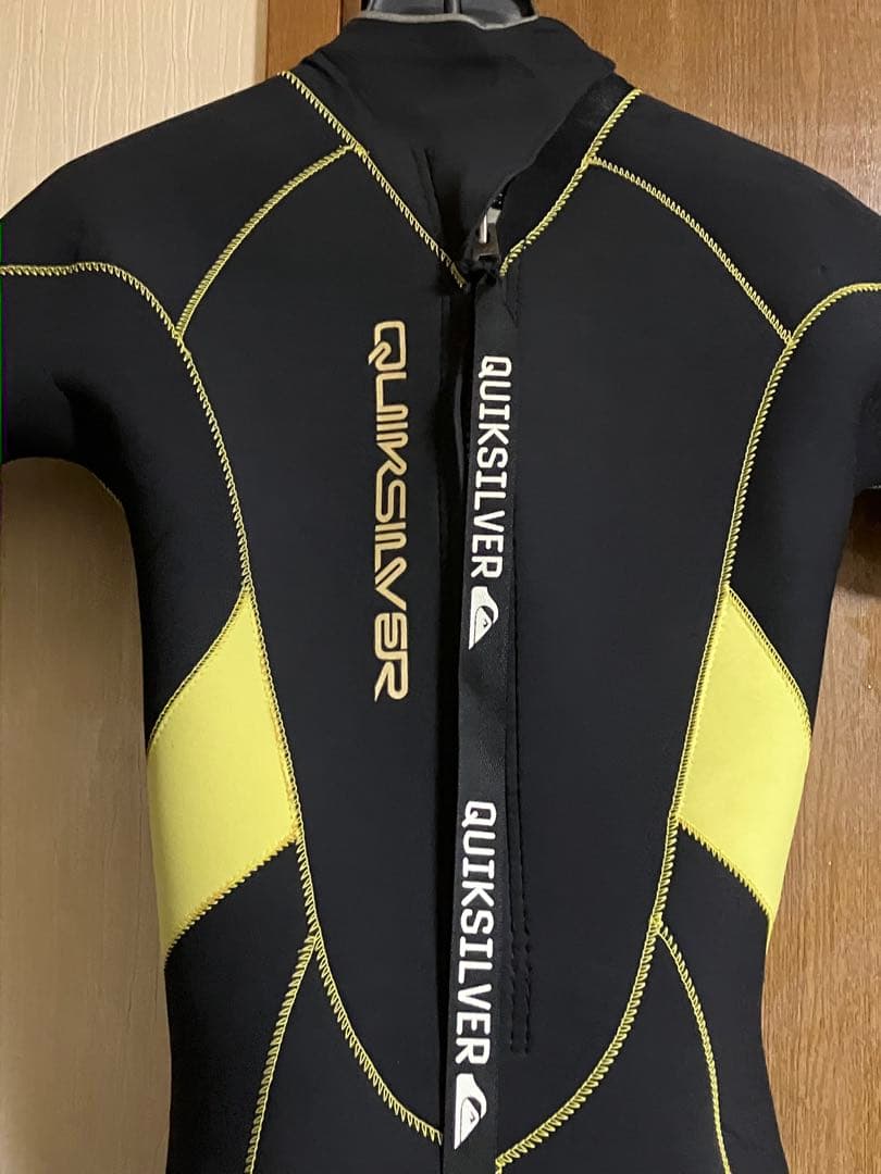 QUICKSILVER シーガルウェットスーツ 黒/黄色