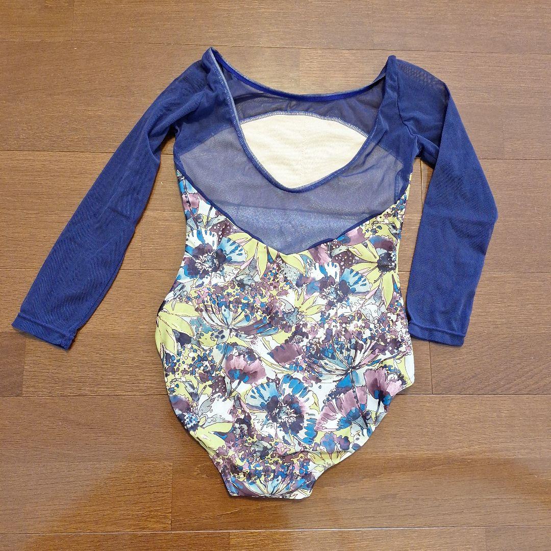 試着のみ　日本製　未使用　花柄長袖バレエレオタード Mサイズ